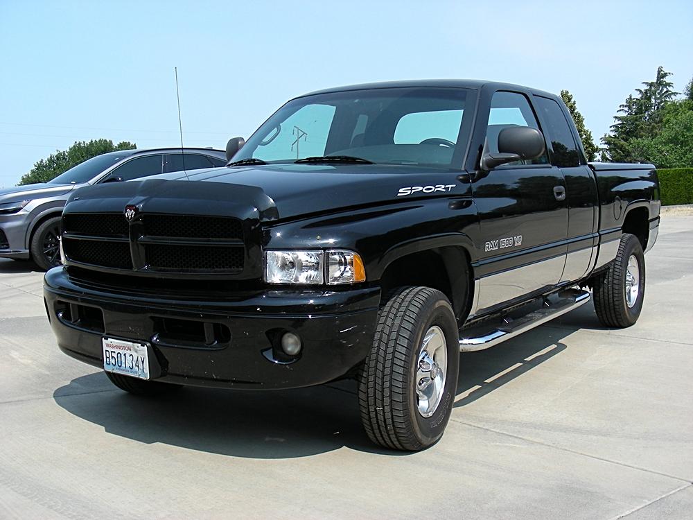 dodge ram pickup 1999 1B7HF13Z4XJ584943 image dodge ram pickup 1999 1B7HF13Z4XJ584943 image